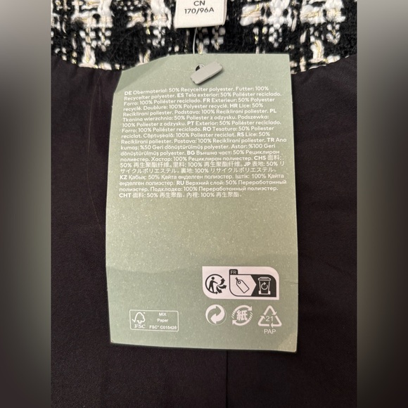 Sold - Picture 10 of 16